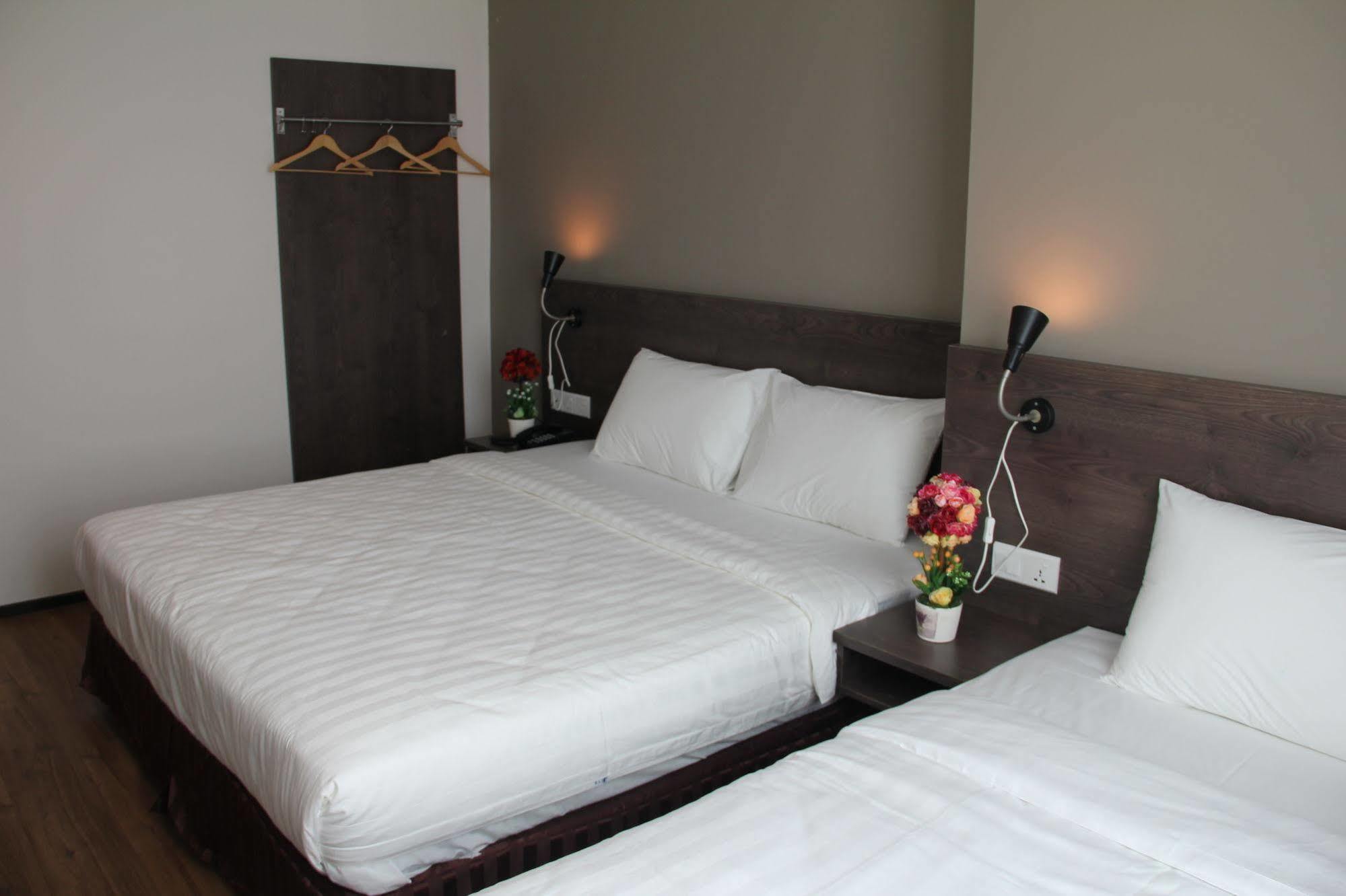 Kl Hotel Labuan Esterno foto